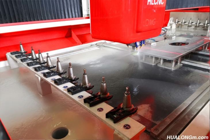 Working of cnc stone working center